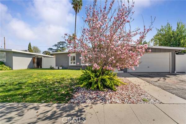 7650 Yarmouth Avenue, Reseda, CA 91335