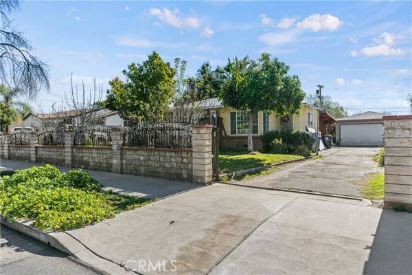 Pacoima, CA 91331,13686 Filmore Street