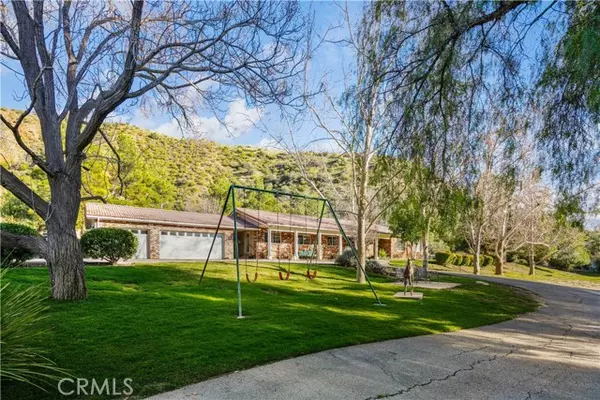 30014 Primrose Drive, Saugus, CA 91390