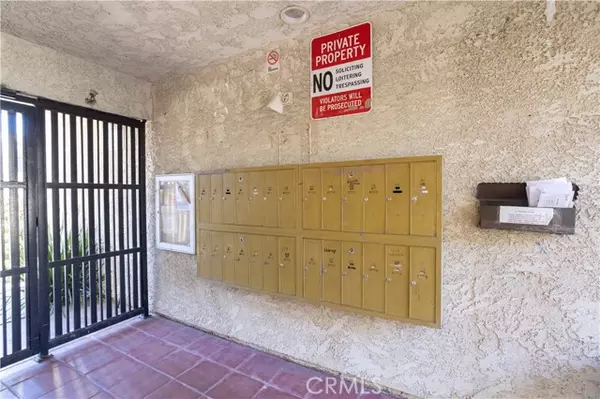 8800 Cedros Ave #217, Panorama City, CA 91402