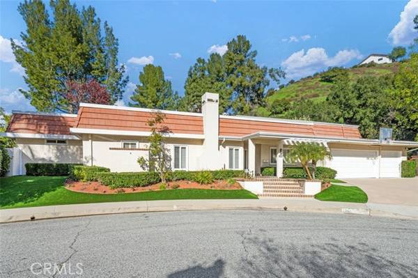 23661 Park Andorra, Calabasas, CA 91302