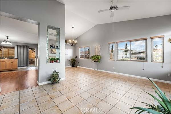 609 Poinsettia Avenue, Rosamond, CA 93560