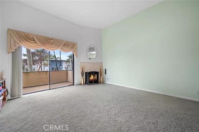 10338 Zelzah Avenue #2, Northridge, CA 91326