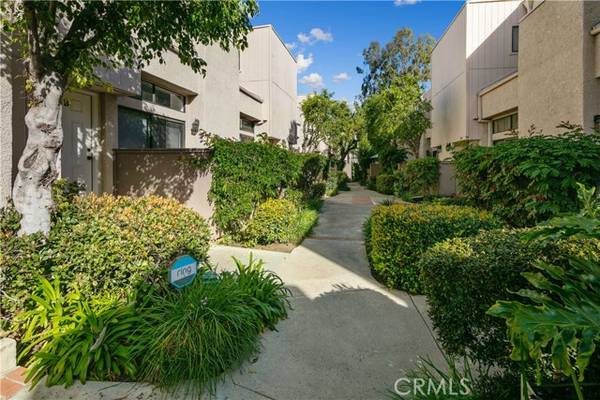 15225 Magnolia Boulevard #A, Sherman Oaks, CA 91403