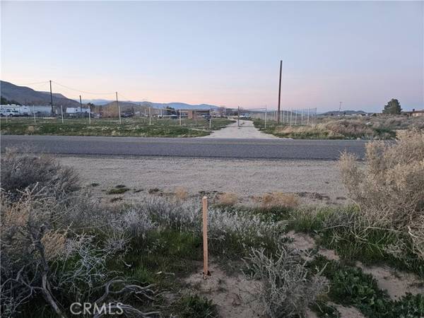 2 Backus, Rosamond, CA 93501