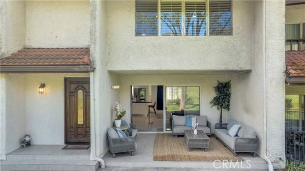 9407 Via Yolanda, Burbank, CA 91504