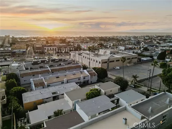 Hermosa Beach, CA 90254,916 1st Street