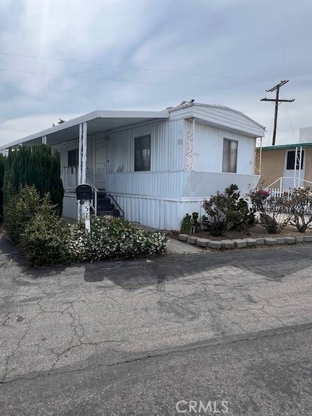 21001 Plummer #58, Chatsworth, CA 91311