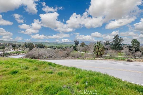 2 Rio Mesa, Bakersfield, CA 93308