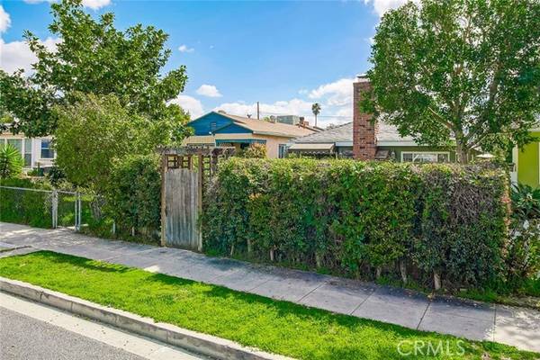 3110 W Chandler Boulevard, Burbank, CA 91505