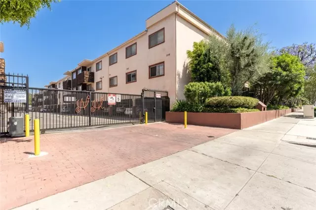 Encino, CA 91316,5400 Newcastle Avenue #46