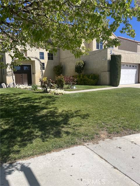 3745 Noll Drive, Palmdale, CA 93550