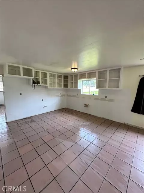 Panorama City, CA 91402,9148 Willis Avenue