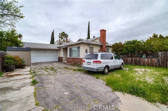 8863 Canterbury, Arleta, CA 91331