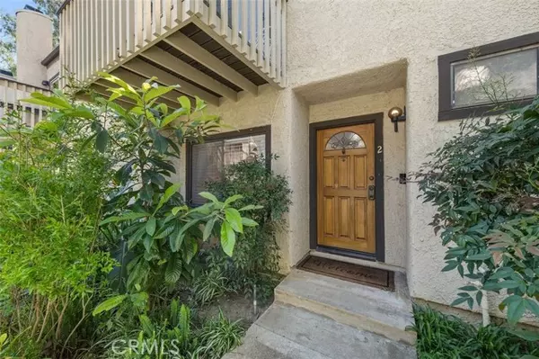 Lake Balboa, CA 91406,6740 Encino Avenue #2