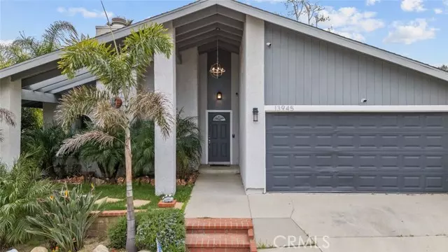 13945 Claywood Avenue, Sylmar, CA 91342