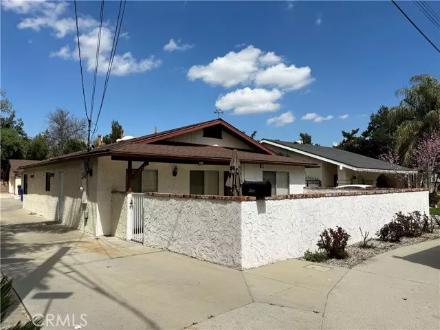 23027 Oak Street, Newhall, CA 91321