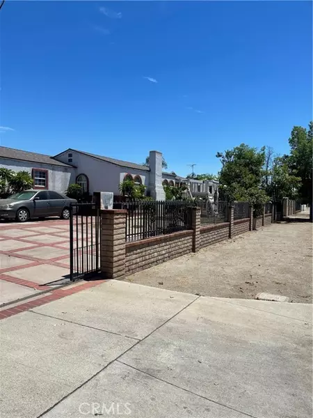 10422 O'Melveny Avenue, Pacoima, CA 91331