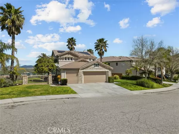 Canyon Country, CA 91387,17919 Oriole Court