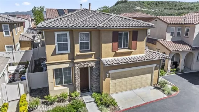 26062 Redhawk Place, Newhall, CA 91350