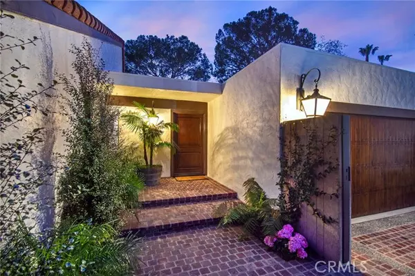 Westlake Village, CA 91361,4421 Yorkfield Court