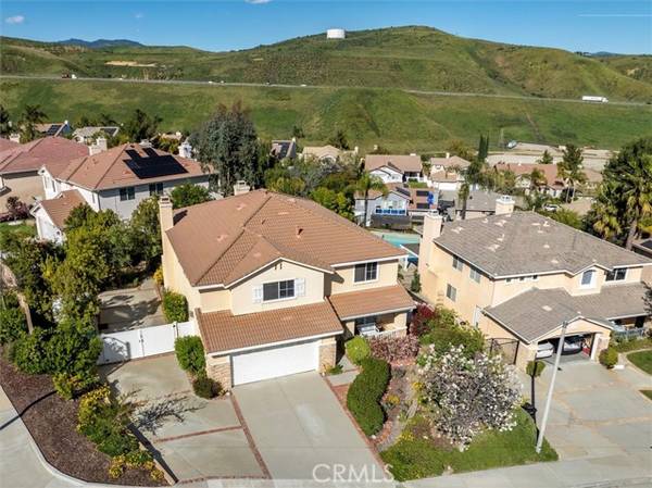 32530 Sierra Oak Trail, Castaic, CA 91384