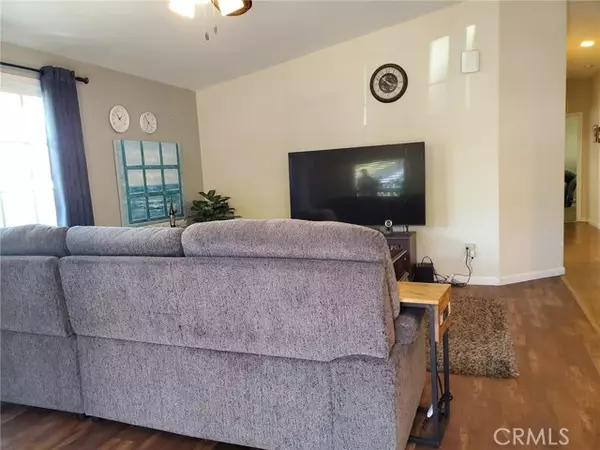 Canyon Country, CA 91387,30000 Sand Canyon #20