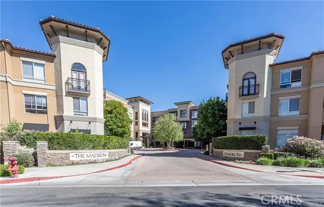 24535 Town Center Drive #6103, Valencia, CA 91355