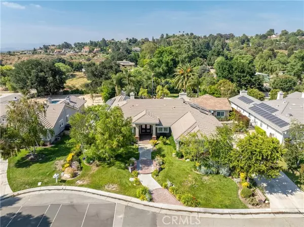 Newhall, CA 91321,22209 Palomino Way