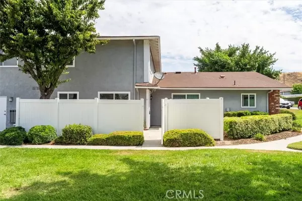 Saugus, CA 91350,28001 Robin Avenue