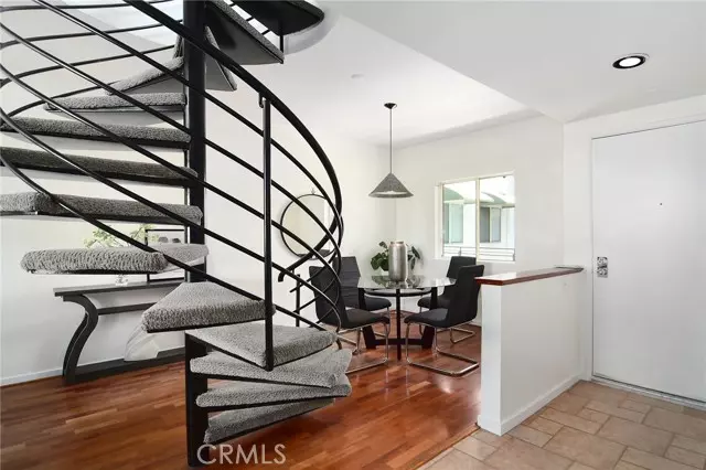 4326 Babcock Avenue #305, Studio City, CA 91604