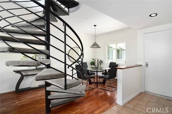 4326 Babcock Avenue #305, Studio City, CA 91604