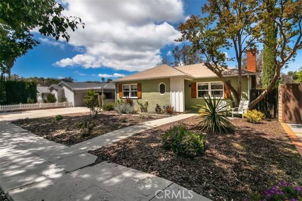 22027 Buena Ventura Street, Woodland Hills, CA 91364