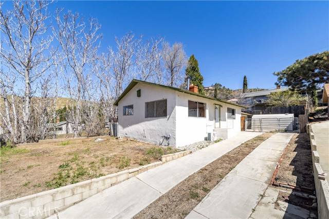 14981 Elizabeth Lake Road, Lake Hughes, CA 93532