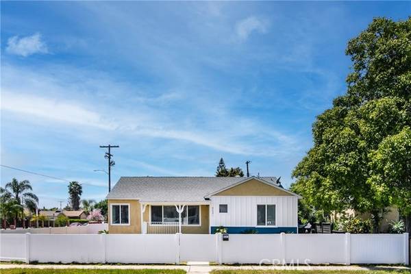 8541 Morehart Avenue, Sun Valley, CA 91352