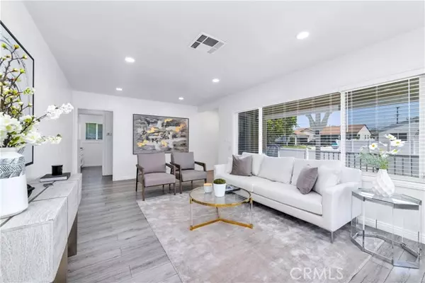 Sun Valley, CA 91352,8541 Morehart Avenue