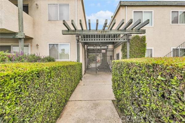 10636 Woodley Avenue #8, Granada Hills, CA 91344