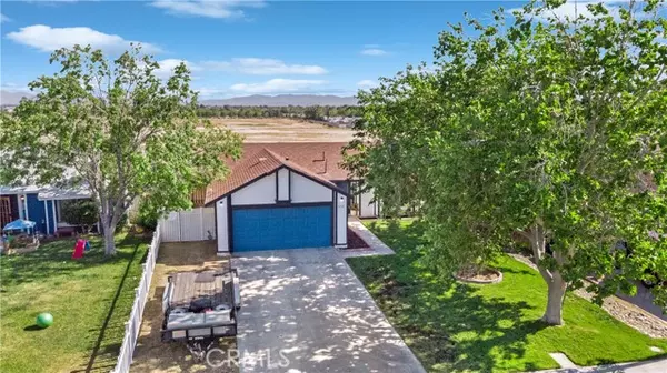 652 Twinberry Lane, Lancaster, CA 93534