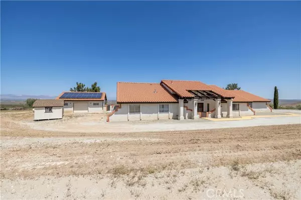 9532 Crest Road, California City, CA 93505