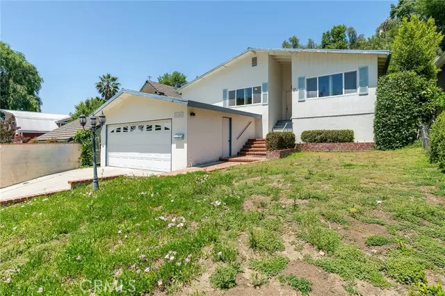 21705 Dumetz Road, Woodland Hills, CA 91364