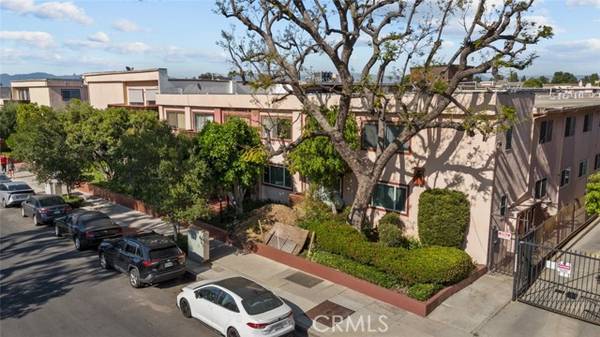 Encino, CA 91316,5400 Newcastle Avenue #42