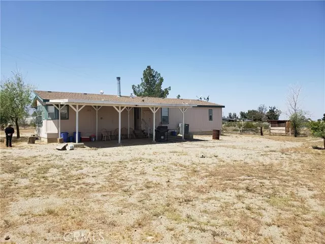 3550 Begonia Road, Phelan, CA 92371