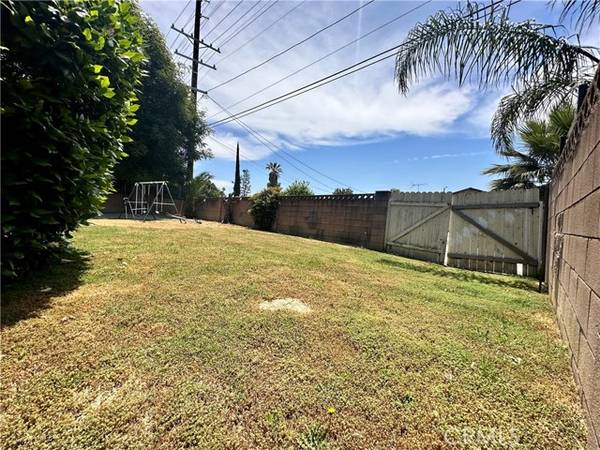 23420 Gilmore Street, West Hills, CA 91307