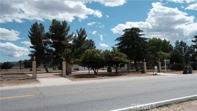 3514 W Avenue N, Palmdale, CA 93551