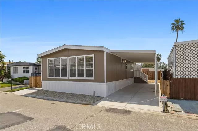 Bakersfield, CA 93308,46 Cedarwood