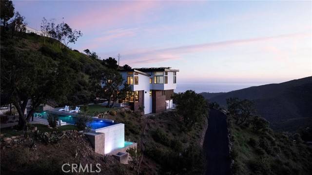 12530 Stagecoach Road, Malibu, CA 90265