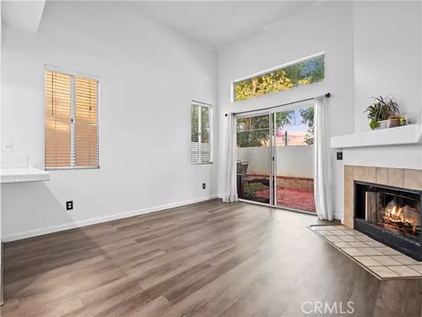 Castaic, CA 91384,30305 Marigold Circle