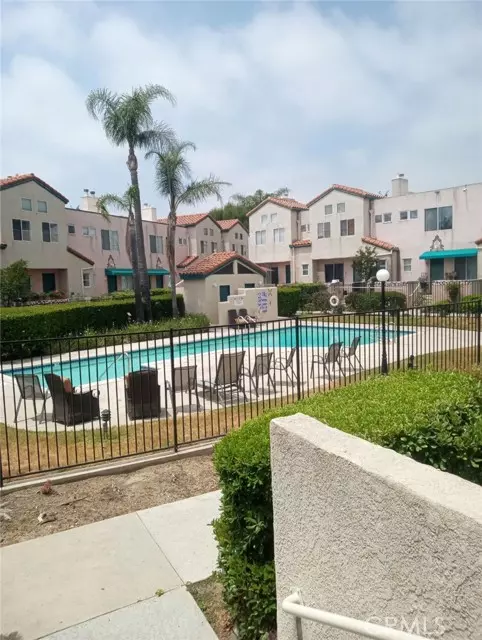 Sylmar, CA 91342,13901 Olive View Lane #40