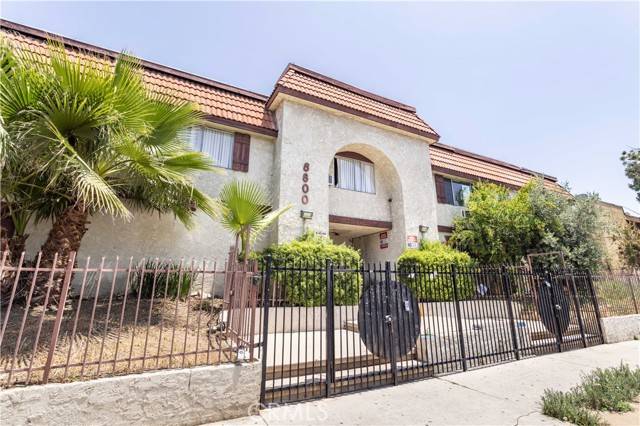 8800 Cedros Avenue #121, Panorama City, CA 91402