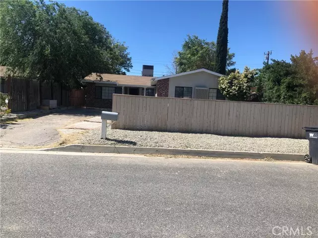 1018 E Avenue P4, Palmdale, CA 93550